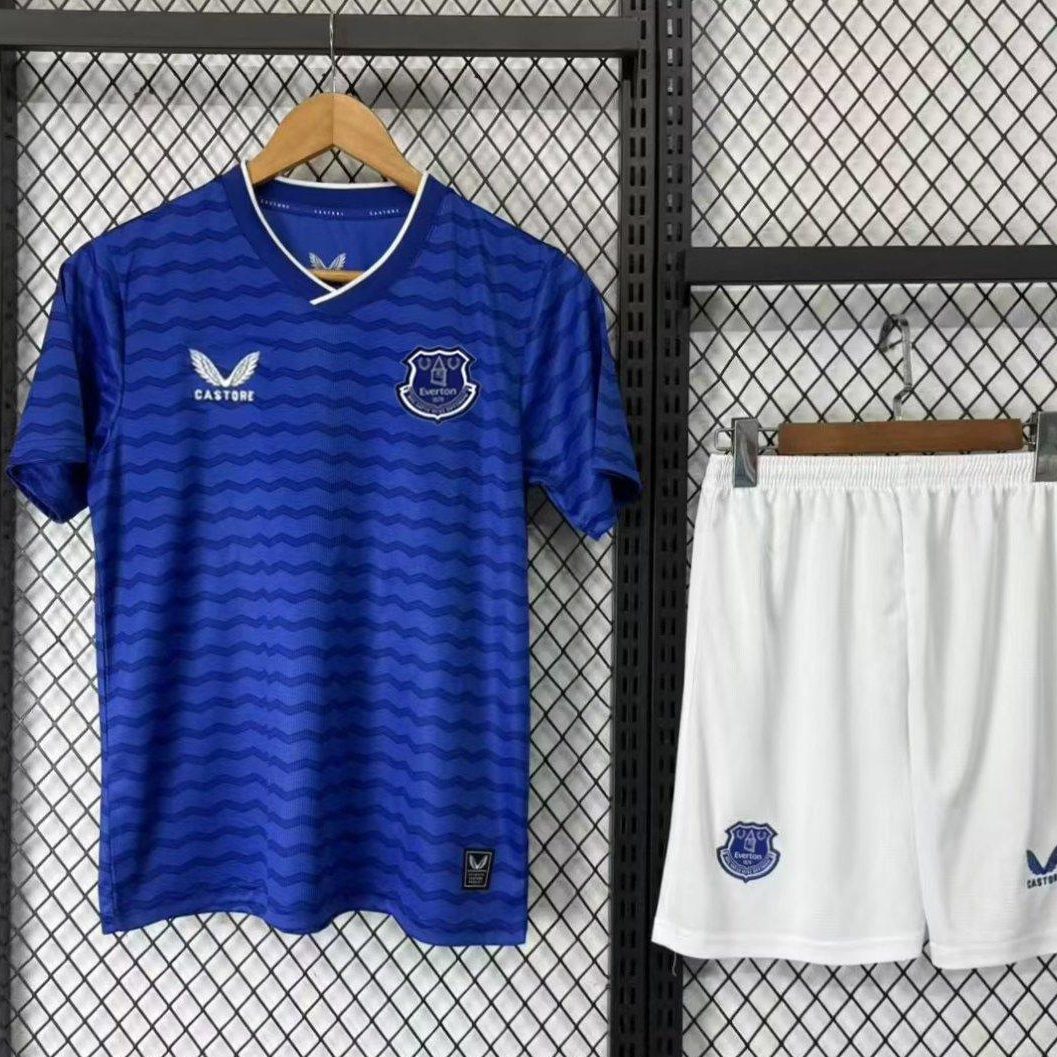 Everton 25/26 Home Kit