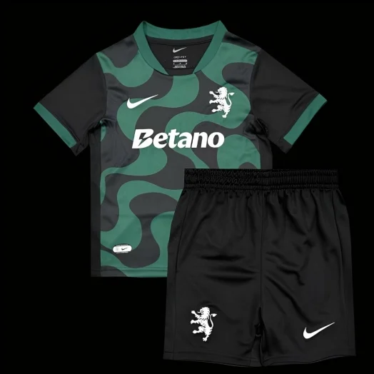 Sporting CP 25/26 Third Kit