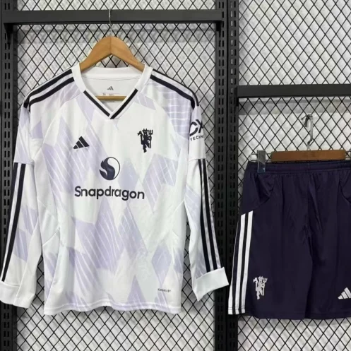 Manchester United 25/26 Away Long Sleeve Kit