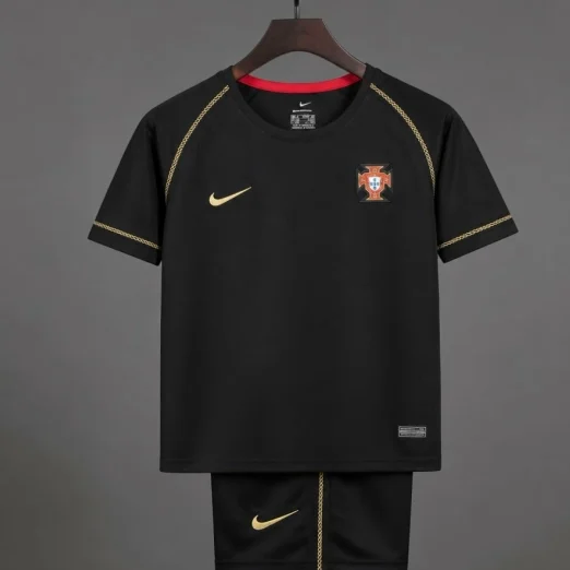 Portugal 06/07 Away Kit