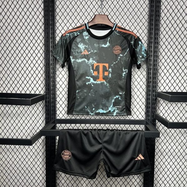 Bayern Munich 24/25 Away Kit