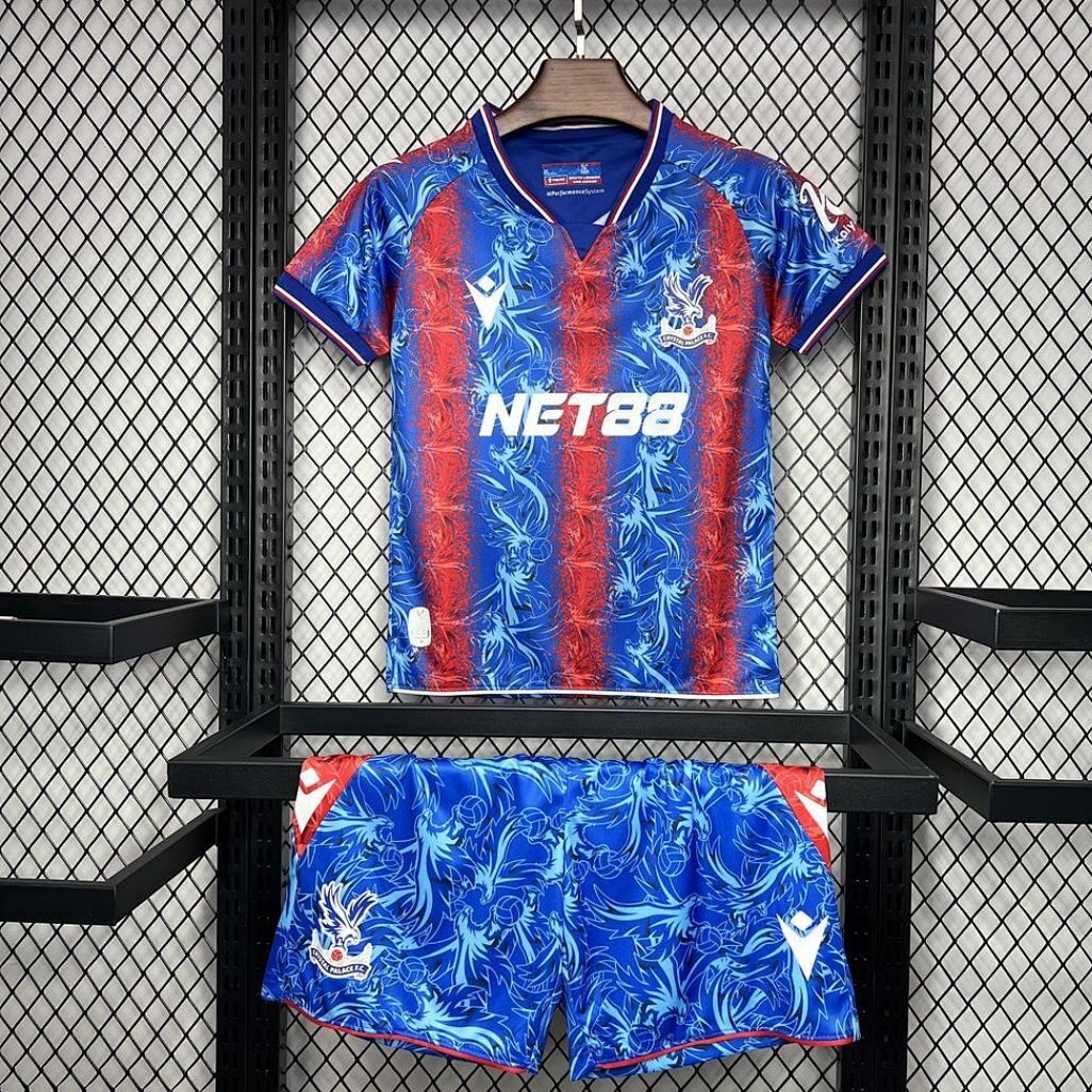 Crystal Palace 24/25 Home Kit