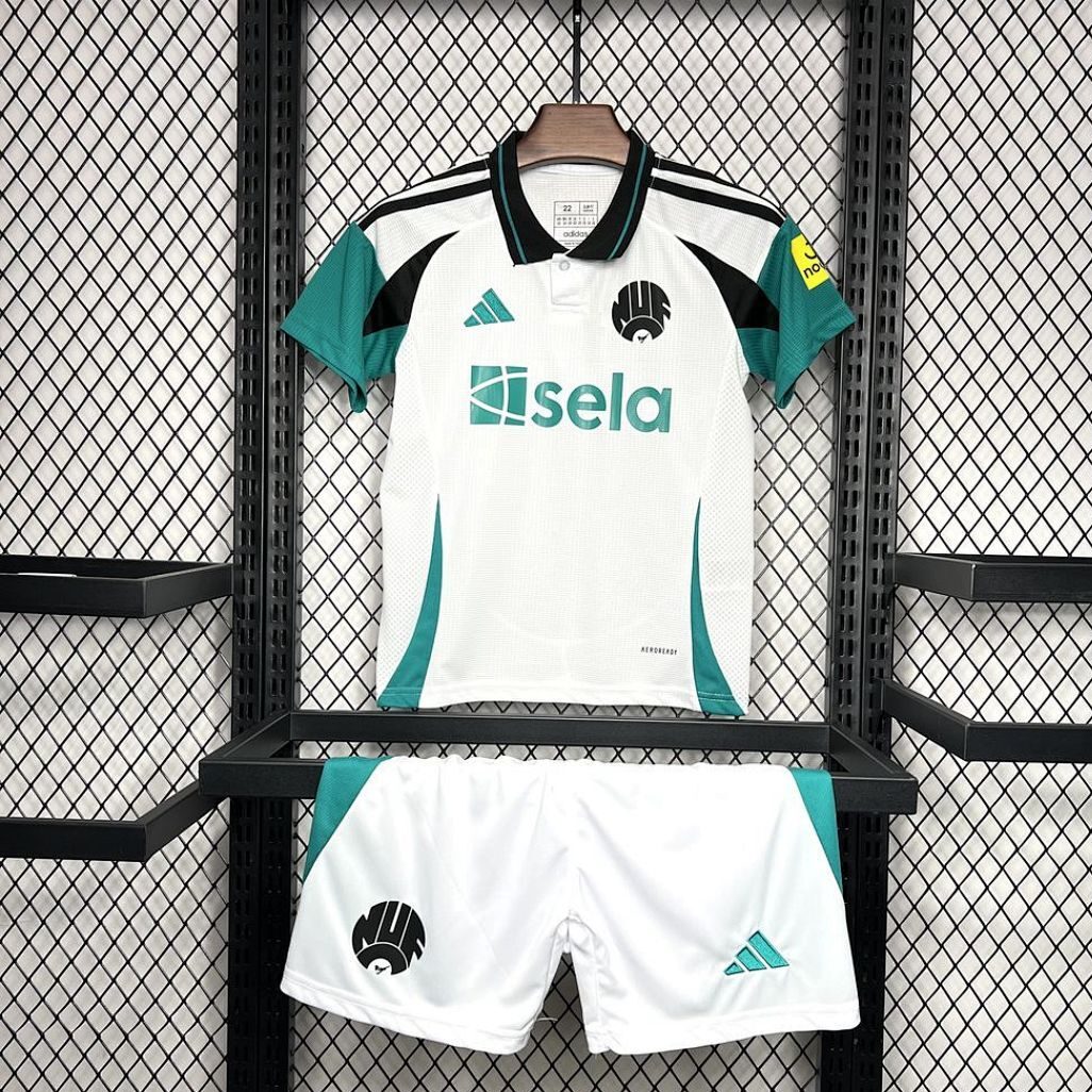 Newcastle United 24/25 Away Kit