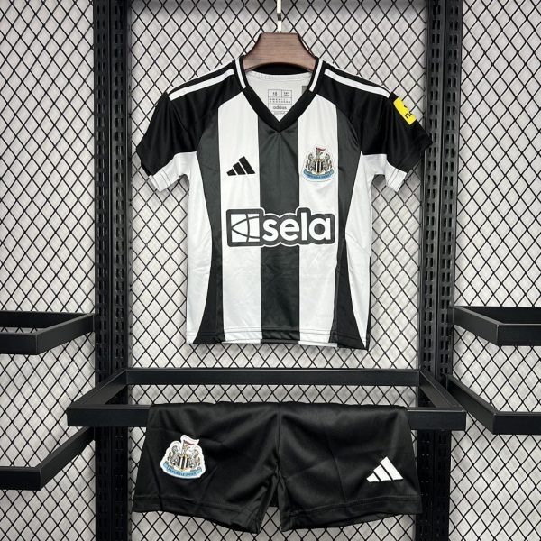 Newcastle United 24/25 Home Kit