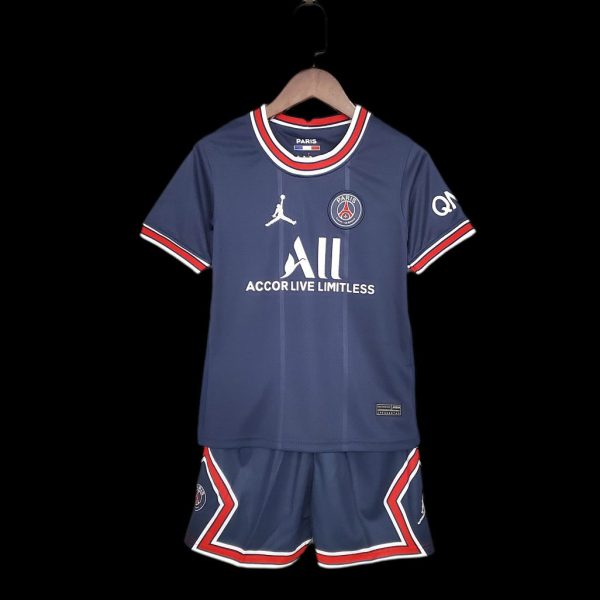 Paris Saint-Germain 21/22 Home Kit