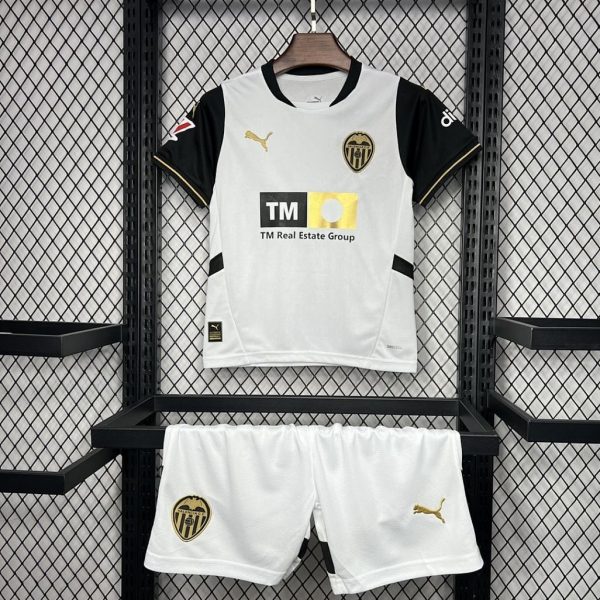 Valencia 24/25 Home Kit