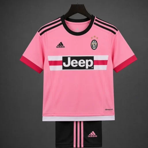 Juventus 15/16 Away Kit