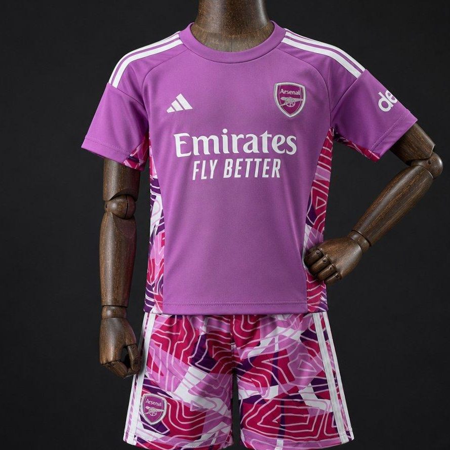 Arsenal 26/27 Goalkeeper Purple Kit