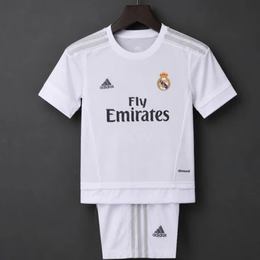 Real Madrid 15/16 Home Kit