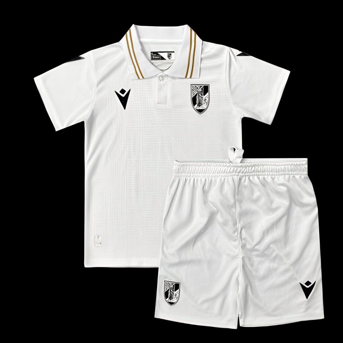 Vitoria SC 24/25 Home Kit