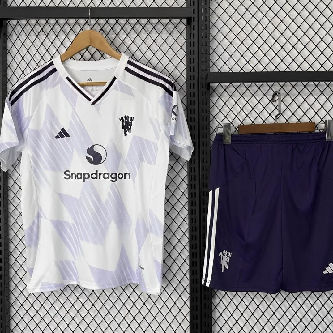 Manchester United 25/26 Away Kit