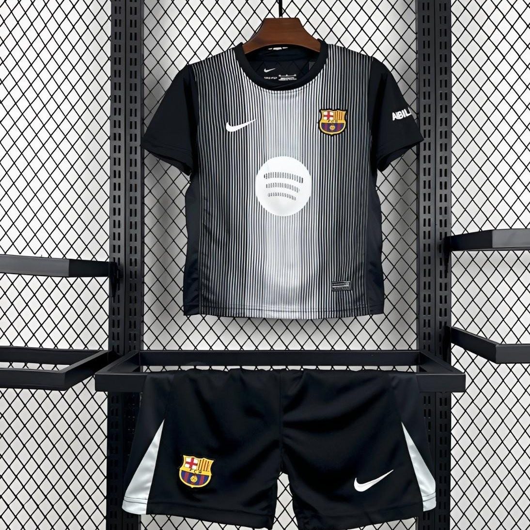 Barcelona 25/26 Goalkeeper Kit