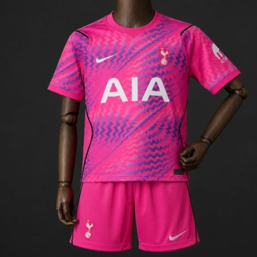 Tottenham Hotspur 26/27 Goalkeeper Pink Kit