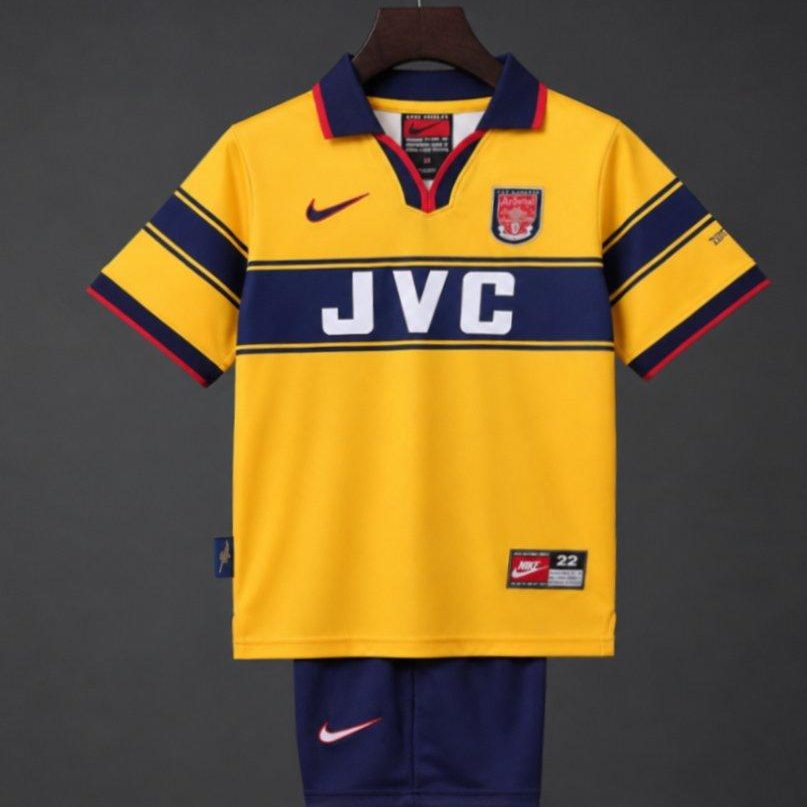 Arsenal 97/99 Away Kit