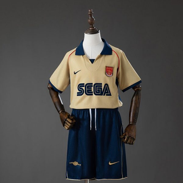 Arsenal 01/02 Away Kit