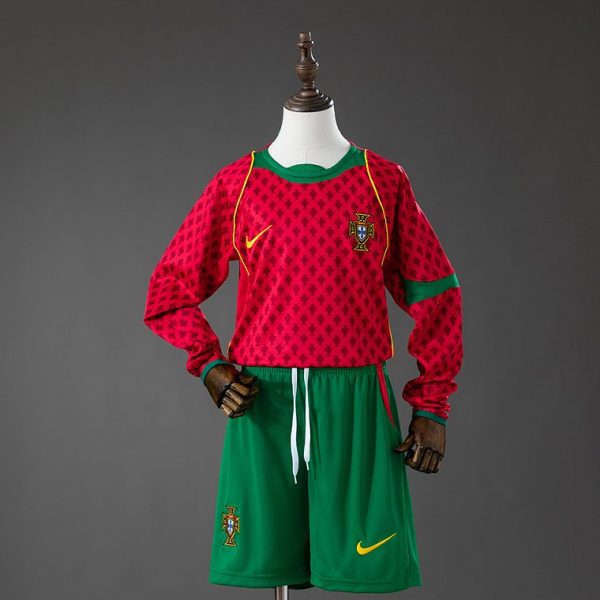 Portugal 04/05 Home Long Sleeve Kit
