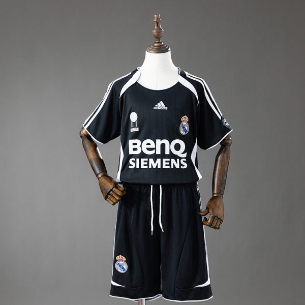 Real Madrid 06/07 Third Kit