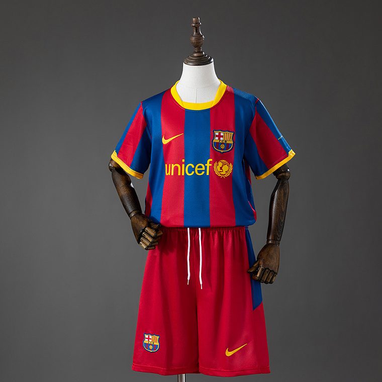 Barcelona 10/11 Home Kit