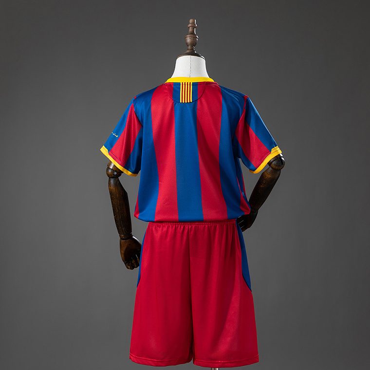 Barcelona 10/11 Home Kit
