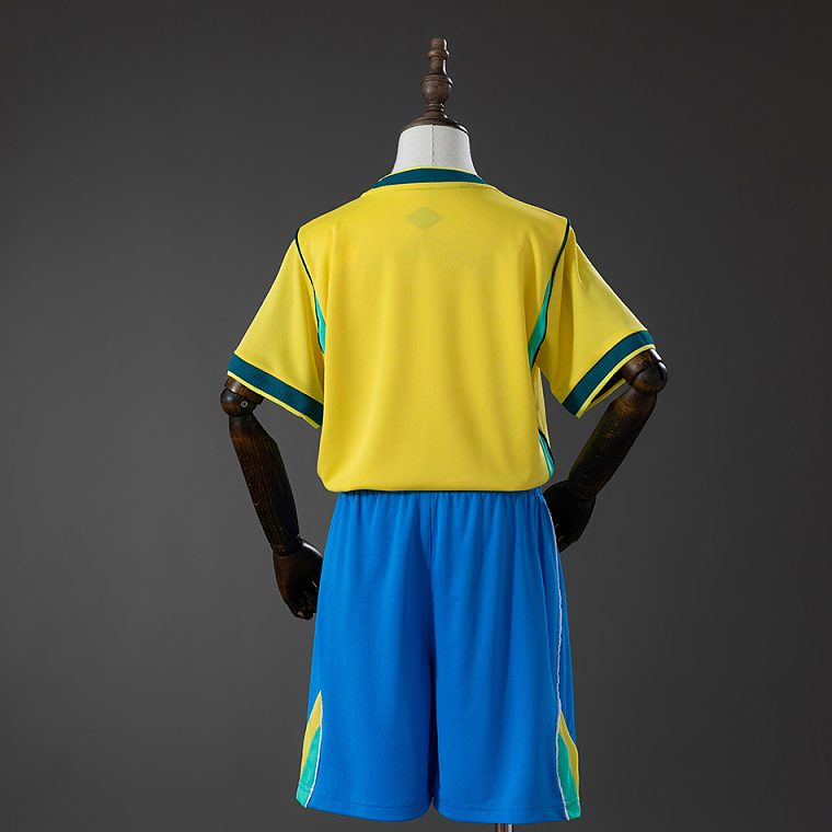 Brazil 26/27 Home Kit