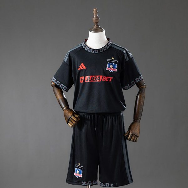 Colo Colo 26/27 Away Kit