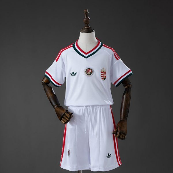 Hungary 26/27 Away Kit