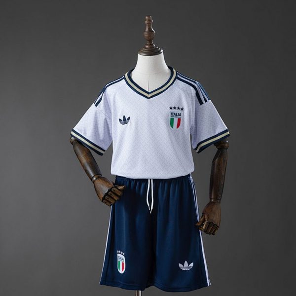 Italy 26/27 Away Kit
