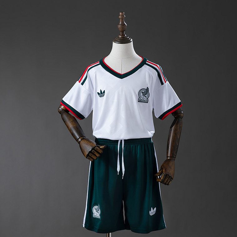 Mexico 26/27 Away Kit