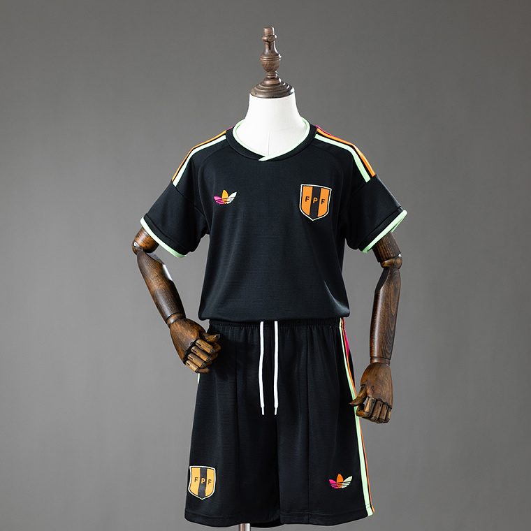 Peru 26/27 Away Kit