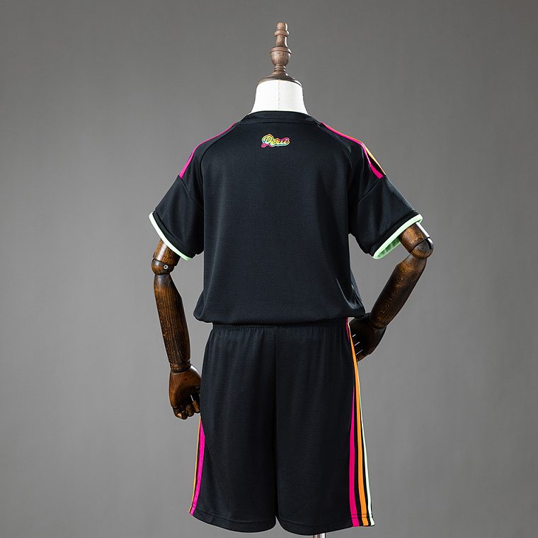 Peru 26/27 Away Kit