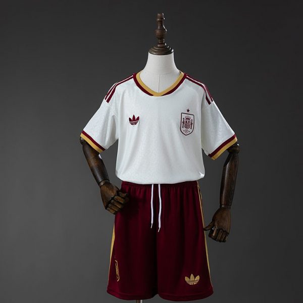 Spain 26/27 Away Kit
