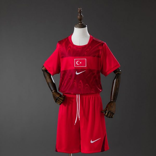 Turkey 26/27 Away Kit